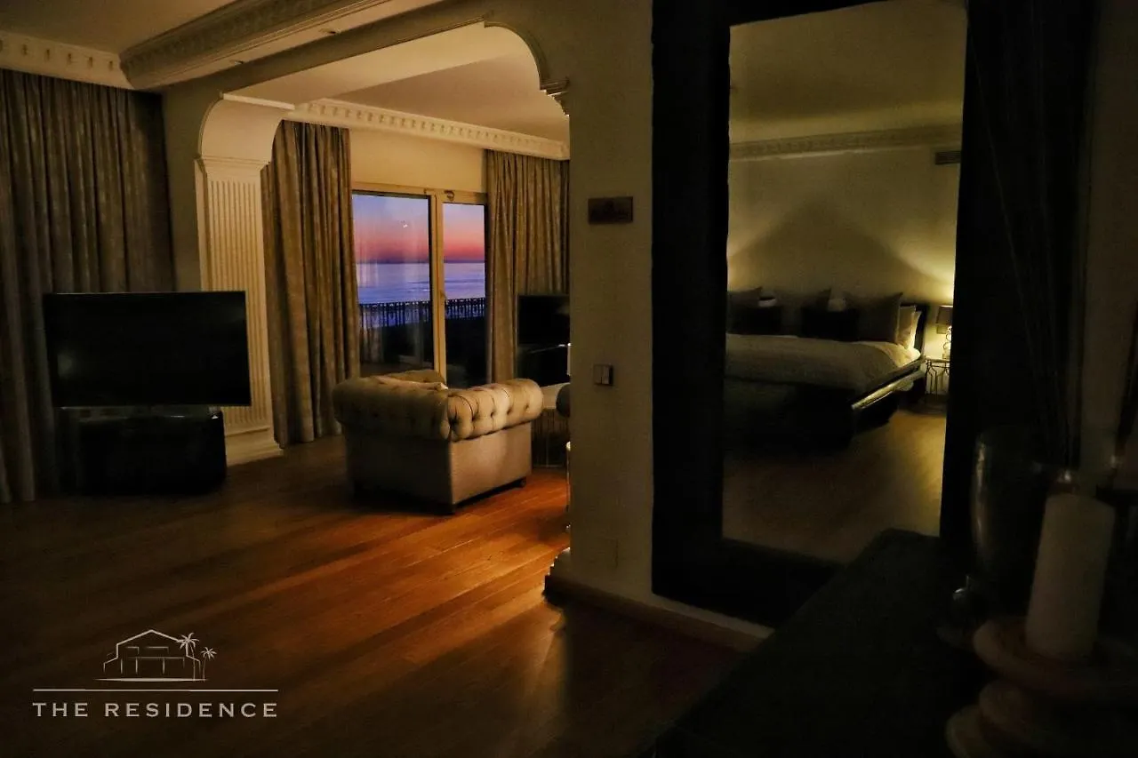 The Residence By The Beach House Marbella 3*,
