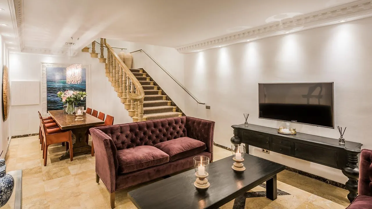 The Residence By The Beach House Marbella
